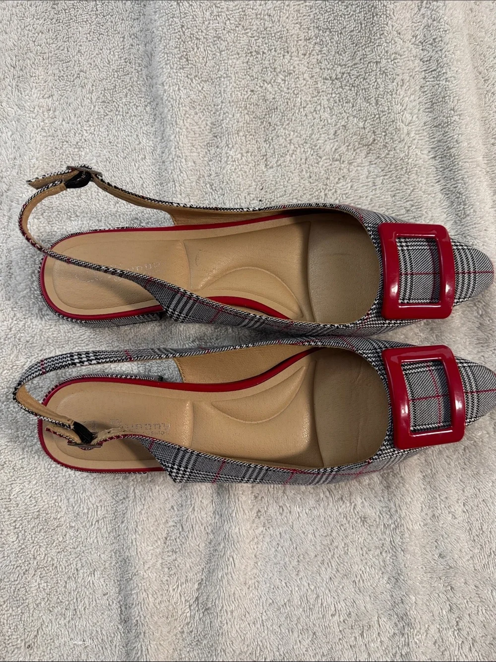 Chinese Laundry chic slingback